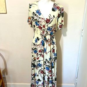 Soft yellow floral maxi dress